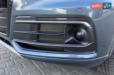Внедорожник / Кроссовер Audi Q5 2018 в 