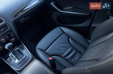 Позашляховик / Кросовер Audi Q5 2014 в 