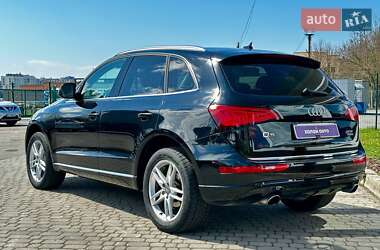 Внедорожник / Кроссовер Audi Q5 2015 в 