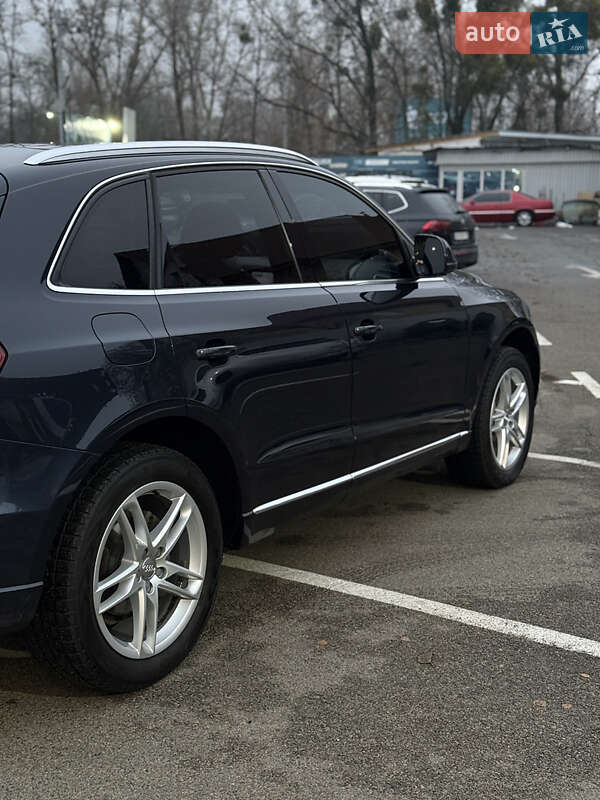 Внедорожник / Кроссовер Audi Q5 2014 в Киеве