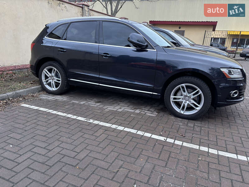 Внедорожник / Кроссовер Audi Q5 2014 в Киеве