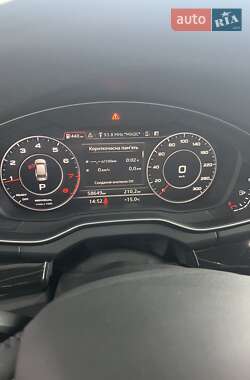 Внедорожник / Кроссовер Audi Q5 2018 в 