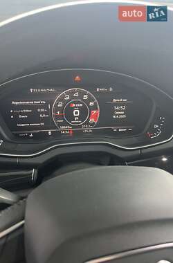 Внедорожник / Кроссовер Audi Q5 2018 в 