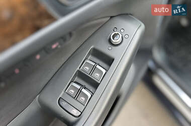 Внедорожник / Кроссовер Audi Q5 2015 в 