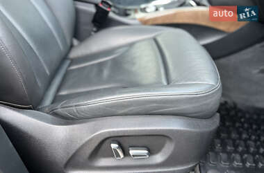 Внедорожник / Кроссовер Audi Q5 2015 в 