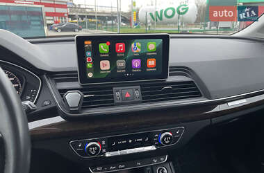 Внедорожник / Кроссовер Audi Q5 2018 в 