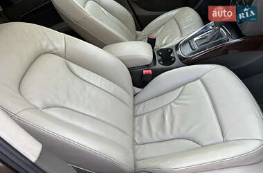 Внедорожник / Кроссовер Audi Q5 2010 в 