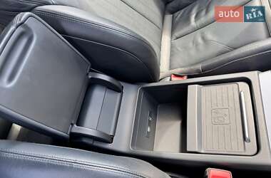 Позашляховик / Кросовер Audi Q5 2019 в 