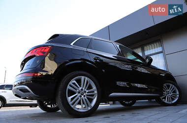 Внедорожник / Кроссовер Audi Q5 2019 в 