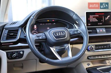 Внедорожник / Кроссовер Audi Q5 2019 в 