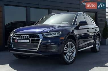 Внедорожник / Кроссовер Audi Q5 2018 в 