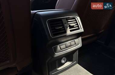 Внедорожник / Кроссовер Audi Q5 2018 в 