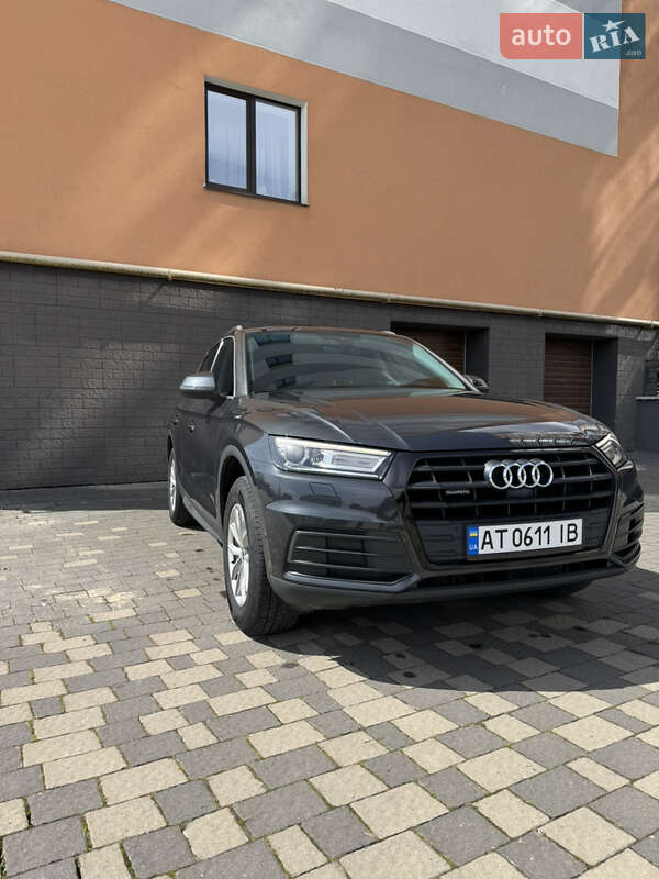 Внедорожник / Кроссовер Audi Q5 2019 в Ивано-Франковске