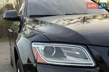 Позашляховик / Кросовер Audi Q5 2015 в 
