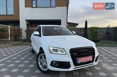 Позашляховик / Кросовер Audi Q5 2017 в 
