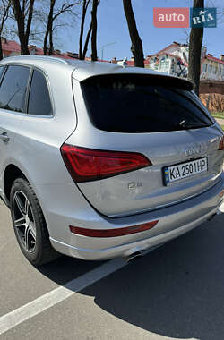 Внедорожник / Кроссовер Audi Q5 2016 в 