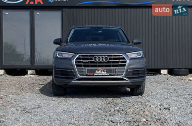 Позашляховик / Кросовер Audi Q5 2018 в 