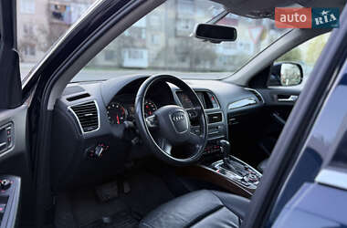 Позашляховик / Кросовер Audi Q5 2010 в 
