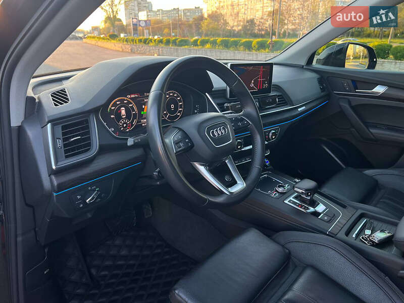 Внедорожник / Кроссовер Audi Q5 2019 в Киеве