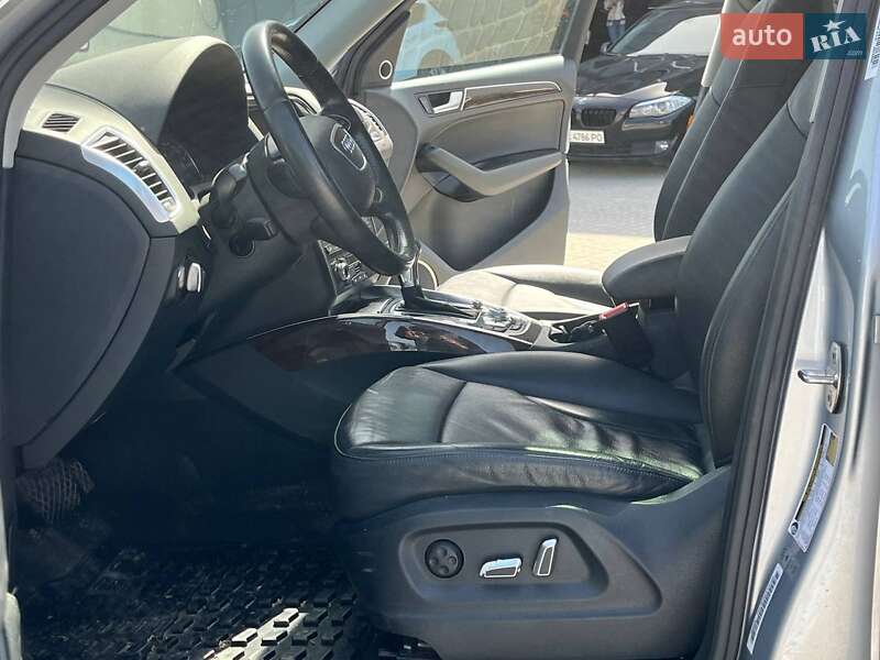 Позашляховик / Кросовер Audi Q5 2015 в Львові