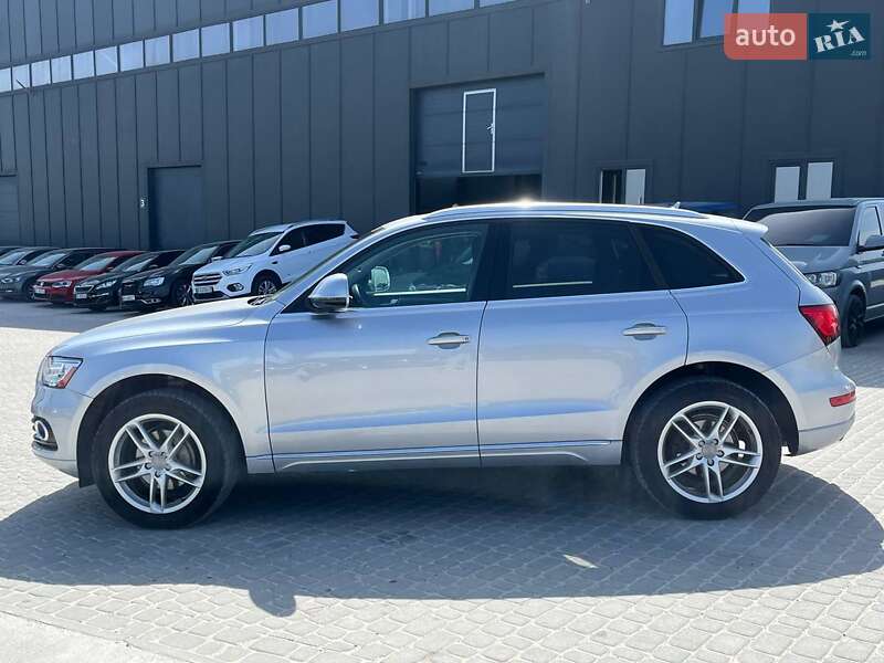 Позашляховик / Кросовер Audi Q5 2015 в Львові