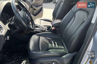 Позашляховик / Кросовер Audi Q5 2015 в 