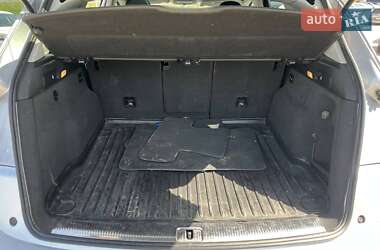 Позашляховик / Кросовер Audi Q5 2015 в 