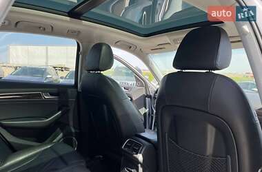 Позашляховик / Кросовер Audi Q5 2015 в 