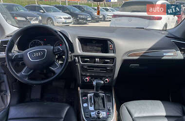 Позашляховик / Кросовер Audi Q5 2015 в 