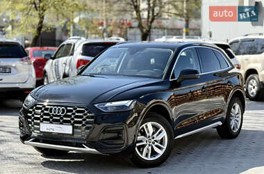 Внедорожник / Кроссовер Audi Q5 2022 в 