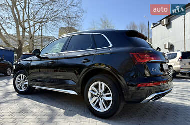 Внедорожник / Кроссовер Audi Q5 2022 в 