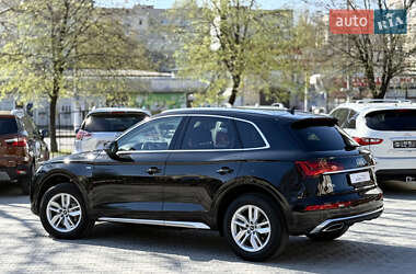 Внедорожник / Кроссовер Audi Q5 2022 в 