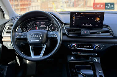 Внедорожник / Кроссовер Audi Q5 2022 в 