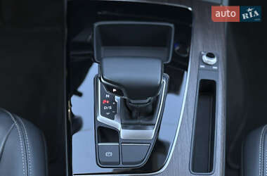 Внедорожник / Кроссовер Audi Q5 2022 в 
