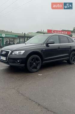 Внедорожник / Кроссовер Audi Q5 2011 в 
