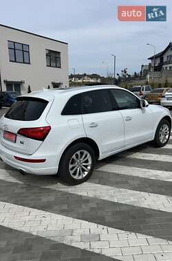 Внедорожник / Кроссовер Audi Q5 2015 в 