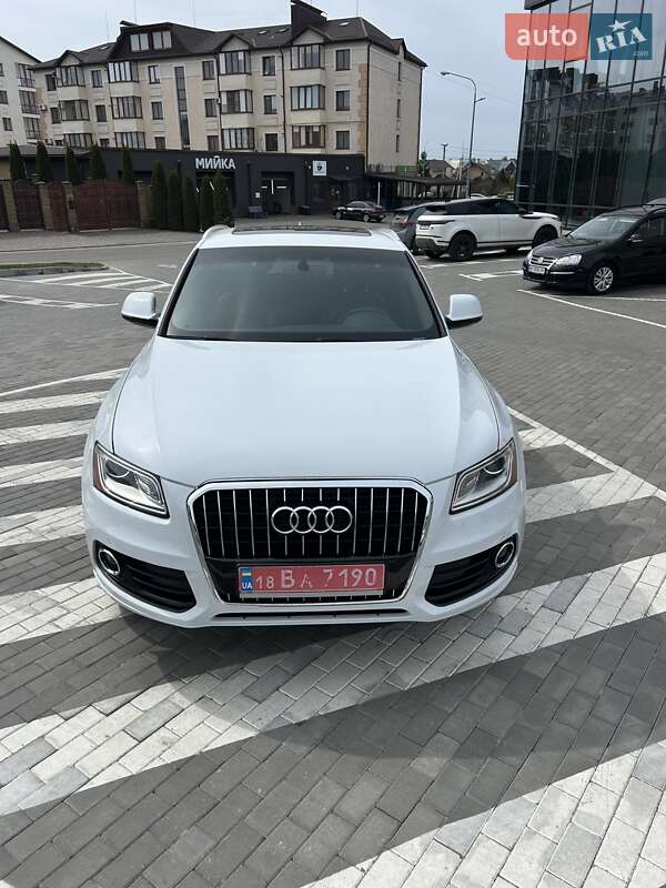 Внедорожник / Кроссовер Audi Q5 2015 в Ровно