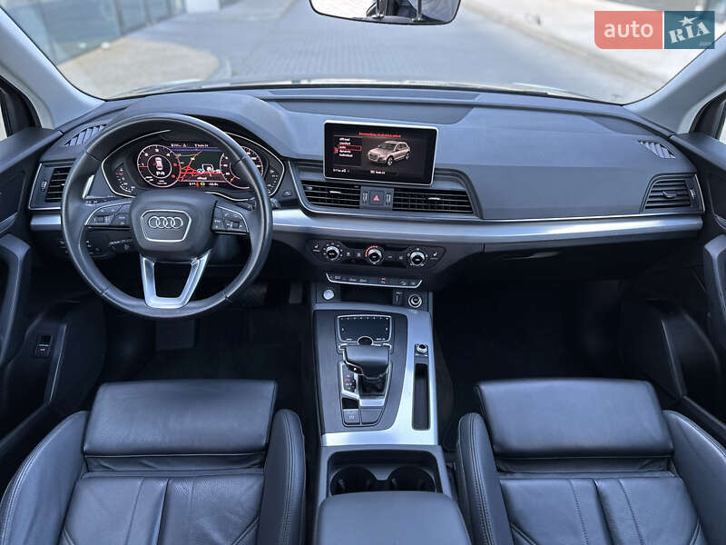 Внедорожник / Кроссовер Audi Q5 2020 в Львове