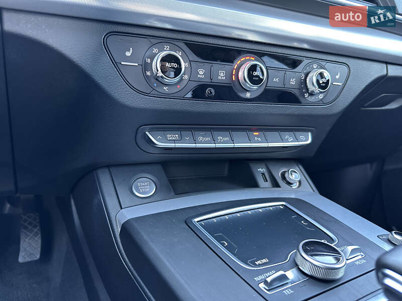 Внедорожник / Кроссовер Audi Q5 2020 в Львове