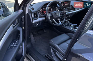 Внедорожник / Кроссовер Audi Q5 2020 в 