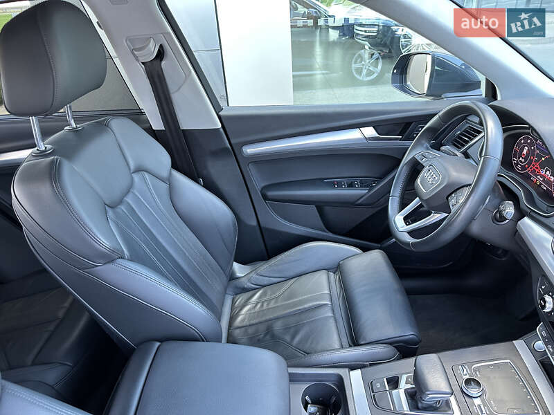 Внедорожник / Кроссовер Audi Q5 2020 в Львове