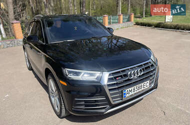 Внедорожник / Кроссовер Audi Q5 2018 в 