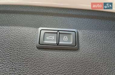 Внедорожник / Кроссовер Audi Q5 2023 в 