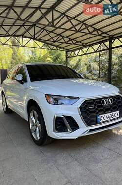 Внедорожник / Кроссовер Audi Q5 2023 в 