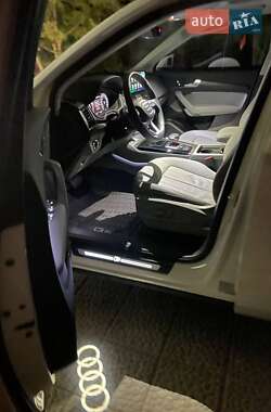 Внедорожник / Кроссовер Audi Q5 2023 в 