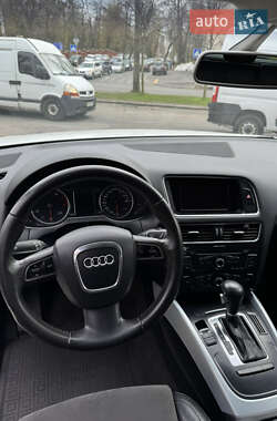 Внедорожник / Кроссовер Audi Q5 2010 в 
