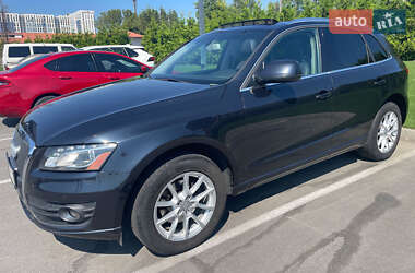 Внедорожник / Кроссовер Audi Q5 2012 в 