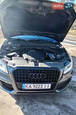 Внедорожник / Кроссовер Audi Q5 2012 в 