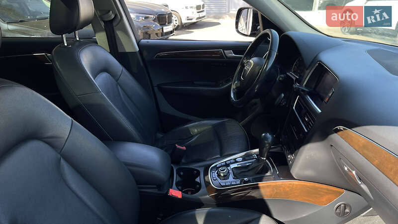 Внедорожник / Кроссовер Audi Q5 2012 в Одессе