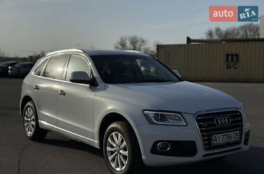 Внедорожник / Кроссовер Audi Q5 2015 в 